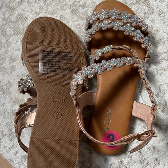 Link girls rhinestone sandals  NWOT - Picture 2 of 2